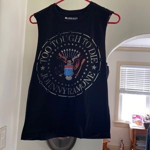 Cinder Block Johnny Ramone Too Tough to Die Tee size S